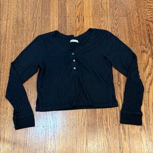 Abercrombie & Fitch Black Ribbed Cropped Henley – Women’s Medium